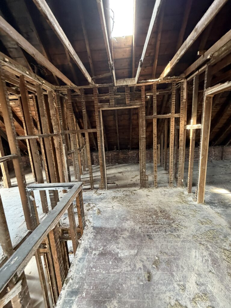 Multi-family building before renovation - Action Construction